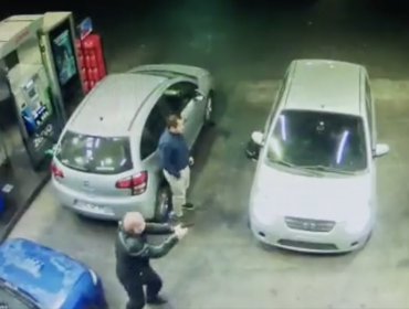 Carabinero de franco frustra robo a un vehículo en bencinera de Maipú: detuvo a uno de los delincuentes