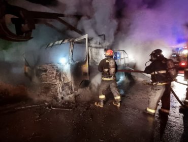 Violenta noche en Biobío y La Araucanía: se registraron ataques incendiarios y disparos a unidad policial