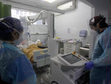 Chile registra la menor cantidad de pacientes Covid-19 hospitalizados en UCI en más de dos años
