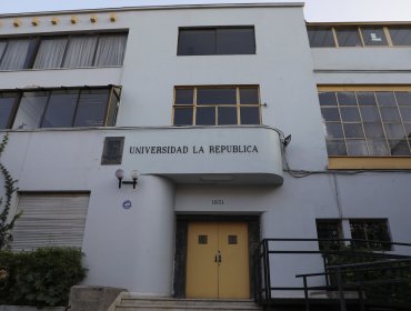 Corte Suprema anuló resolución que exigía el cierre de la Universidad de la República