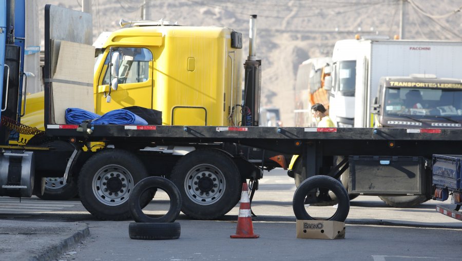 Gremios de camioneros descartaron participar en paro nacional convocado para este 25 de abril