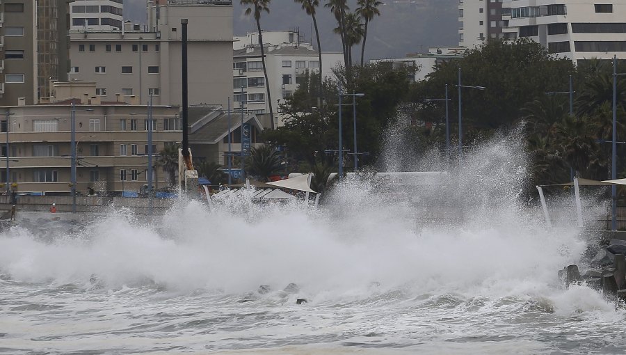 Se esperan marejadas en toda la costa chilena desde este domingo y hasta el jueves