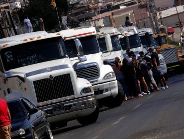 Paro de camioneros para este lunes 25 pierde fuerza y gremios llaman al diálogo con el Gobierno