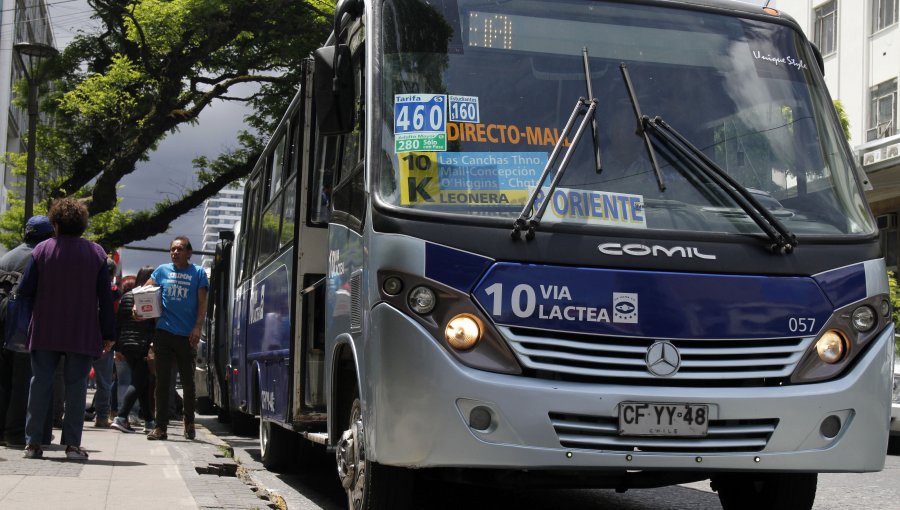 Concepción: Con firma mensual quedó conductor de bus desde donde joven sufrió dura caída