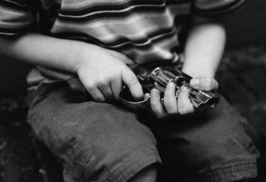Las armas de fuego fueron la principal causa de muerte de niños y adolescentes en EE.UU. en 2020