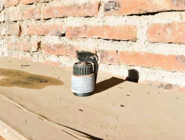 Recolectores de basura descubren una granada al interior de una caja en Algarrobo: taller municipal fue evacuado e intervino el GOPE