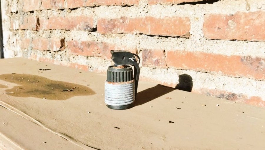 Recolectores de basura descubren una granada al interior de una caja en Algarrobo: taller municipal fue evacuado e intervino el GOPE