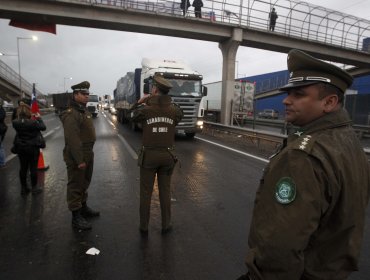 Gobierno invoca la Ley de Seguridad del Estado por cortes de ruta e instruye a Carabineros despejar bloqueos de camioneros
