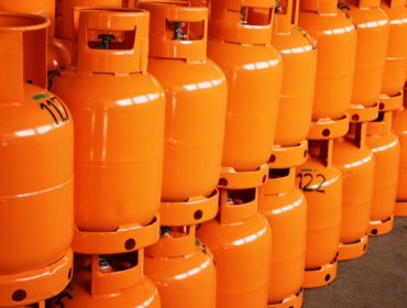 Gobierno implementará plan piloto para vender 3 mil cilindros de gas a través de los municipios
