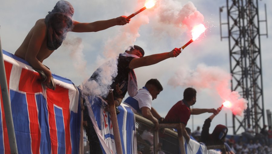 La millonaria multa que arriesga la UC por incidentes en el clásico ante Colo-Colo