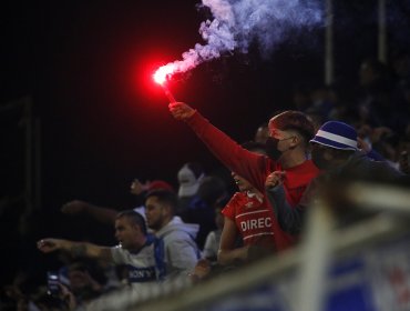 "Medidas severas deben ser tomadas": Flamengo denunció actos racistas y violencia de algunos hinchas de la UC