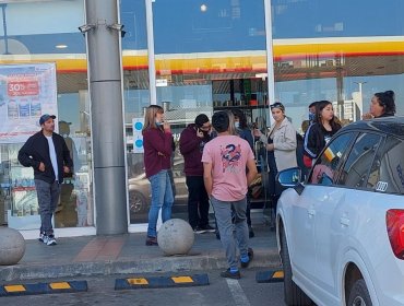 Delincuentes armados causaron pánico en Reñaca: intimidaron a mujer y robaron su vehículo en servicentro