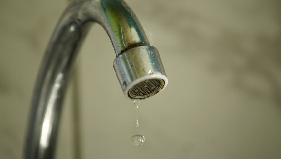 Amplio sector de Curauma y Placilla sin agua: Sectores podrían completar 36 horas sin el vital elemento y Esval anuncia nuevo sorpresivo corte