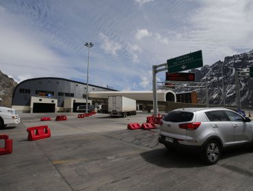 Chile vuelve a abrir sus fronteras terrestres: Estas son las medidas de ingreso desde este domingo