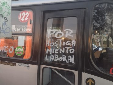 Conductores de la Línea 122 Bus+Metro que recorre sectores de Quilpué y Villa Alemana inician paro indefinido