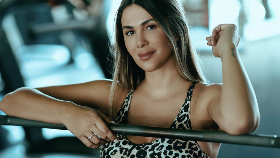 Laura Prieto enciende las redes sociales con destapada fotografía en lencería