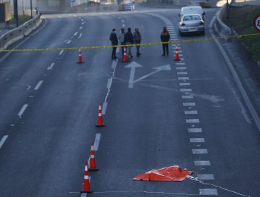 Posible vuelco en muerte de asaltante en la Autopista Central: habría sido atropellado por sus compañeros