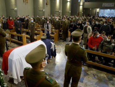Cientos de personas acudieron al responso fúnebre de carabinero asesinado en Chillán