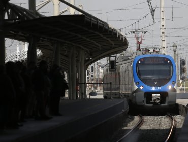 Caída de torre de alta tensión provoca la suspensión del servicio de metrotrén Rancagua - Santiago