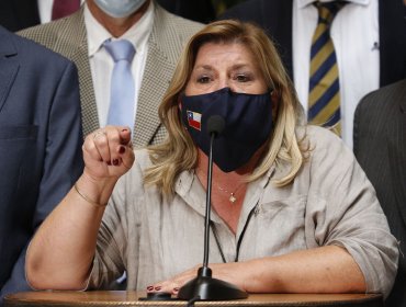 Diputada Naveillan retira su firma de acusación constitucional contra excanciller Allamand