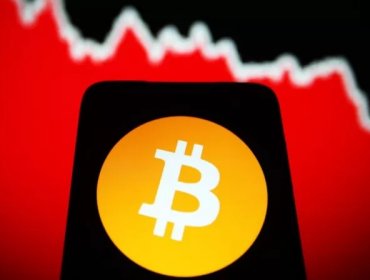 Qué es el "criptoinvierno" y por qué el bitcoin ha perdido la mitad de su valor en seis meses