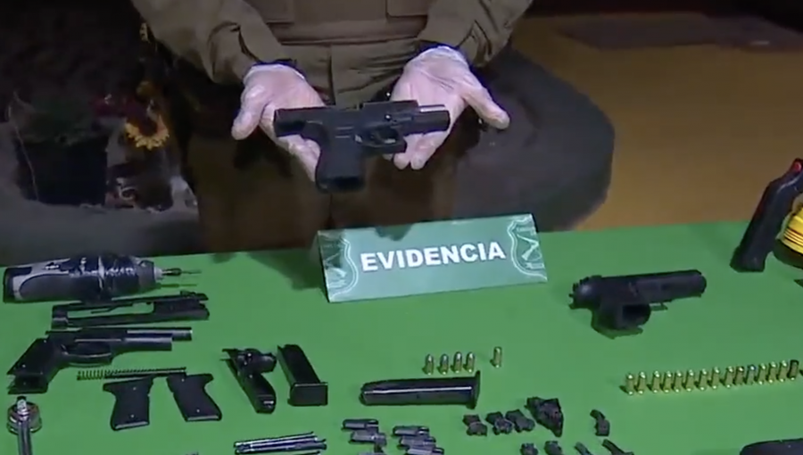 Capturan al líder de una banda delictual que fabricaba y modificaba armas en taller montado en su casa en Lo Prado
