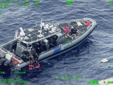 Mueren al menos 11 personas en el naufragio de un barco cerca de la costa oeste de Puerto Rico