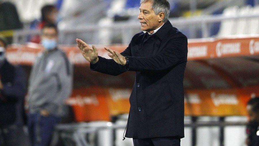 Ariel Holan dio positivo por Covid-19 y no dirigirá el duelo entre la UC y Flamengo por Copa Libertadores