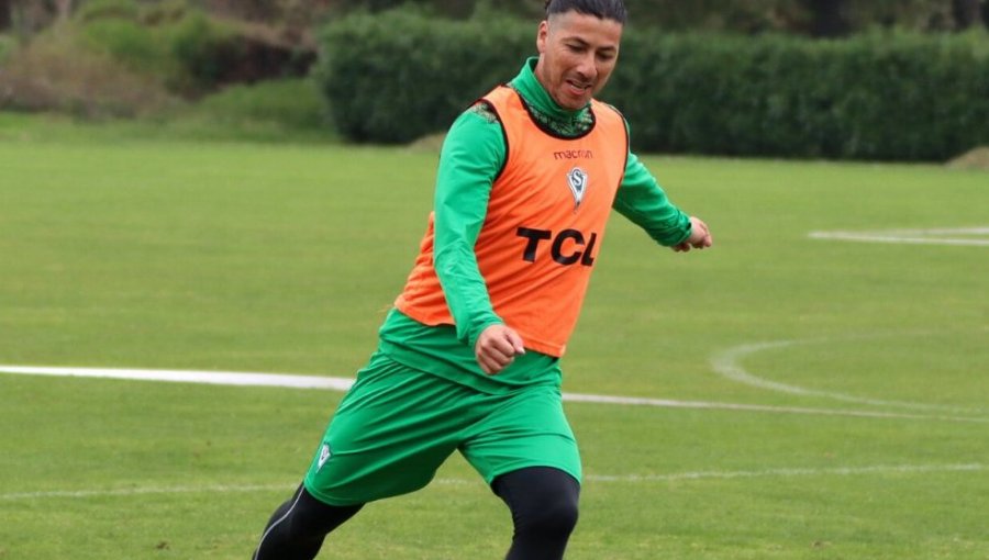 Jaime Valdés fue oficializado como flamante refuerzo de Santiago Wanderers