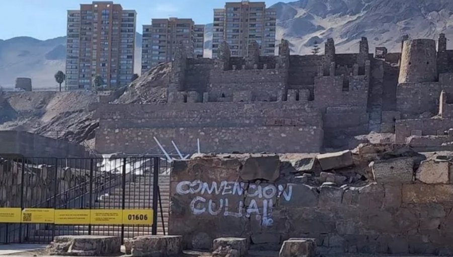 Monumento Ruinas de Huanchaca fue vandalizado con insulto a la Convención Constitucional