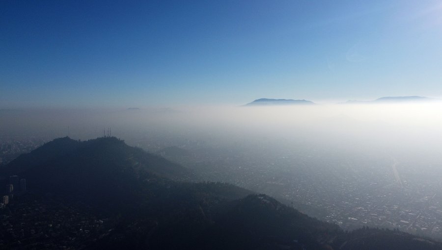 Decretan alerta ambiental preventiva para este martes en la región Metropolitana