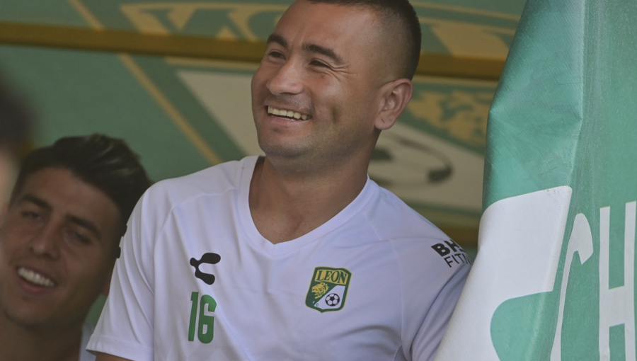 "Un chileno con gambeta y velocidad": Toluca oficializa fichaje de Jean Meneses