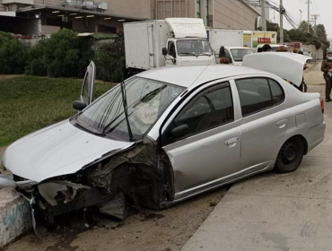 Conductor resulta con lesiones de diversa consideración tras protagonizar violento accidente en Concón