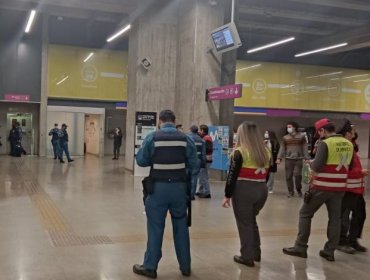 Gobierno anuncia querella por agresión de comerciantes ambulantes a guardias de la estación Ñuñoa del Metro