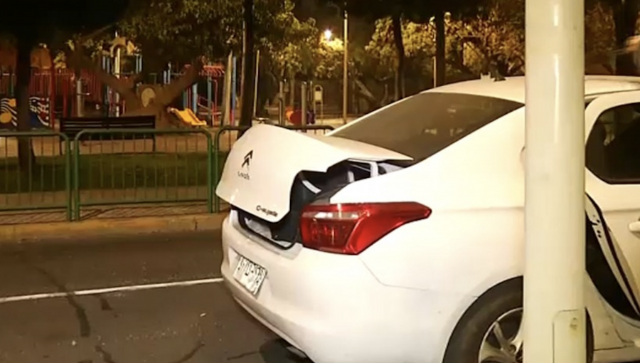 Mujer fue víctima de violento portonazo en las afueras de su casa en Las Condes