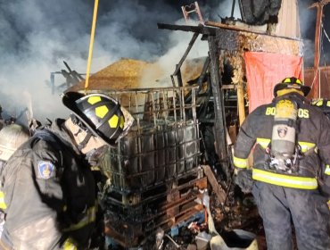 Tragedia en toma de Alto Hospicio: cuatro niños y dos adultos murieron en un incendio