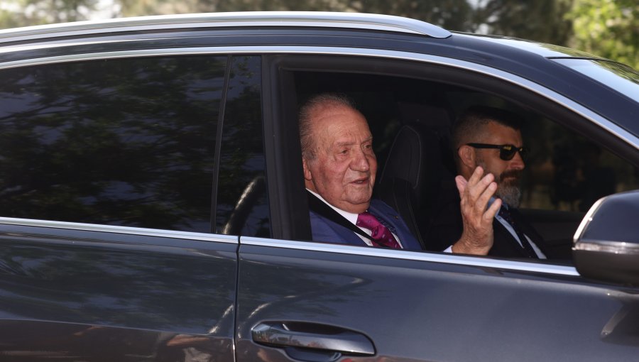 Rey emérito de España regresa a Abu Dabi ignorando las presiones del Gobierno para que dé explicaciones