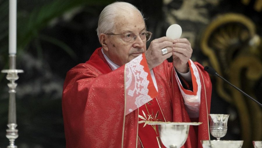 Fallece a los 94 años el cardenal Angelo Sodano, exnuncio apostólico en Chile acusado de encubrir abusos