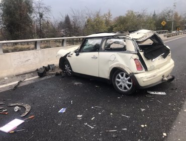 Impactante accidente en Costanera Norte: Iba a casi 200 kilómetros por hora y perdió el control