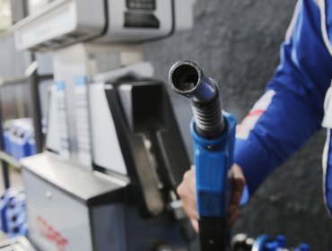 Gobierno presentaría este lunes proyecto para mitigar el precio de los combustibles