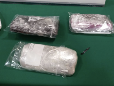 Profesor de la cárcel de Petorca fue detenido tras intentar ingresar con marihuana, cocaína y celulares a la unidad penal