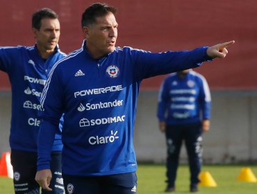 Eduardo Berizzo descarta la marginación de Claudio Bravo de la Roja: "No es real"