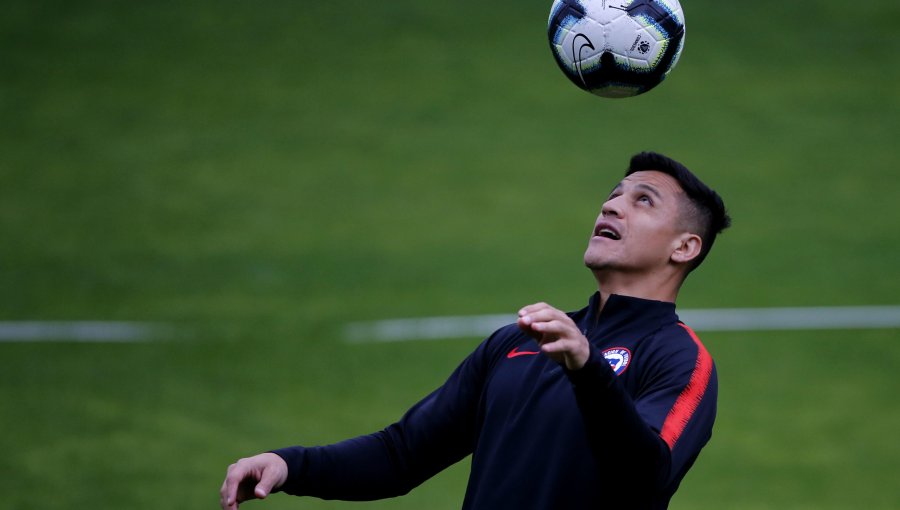 Prensa inglesa da por cerrado el fichaje de Alexis Sánchez en el Sevilla de España