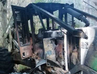 Órgano de Resistencia Territorial de la CAM destruye tres equipos forestales en ataque incendiario en Lumaco
