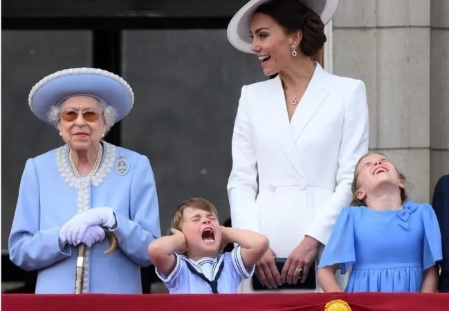 Príncipe Louis se robó las miradas durante las celebraciones del Jubileo de Platino de la Reina Isabel II