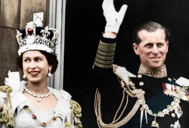 Los monarcas que han reinado durante más tiempo en la historia y a cuánto está Isabel II de ocupar el primer lugar