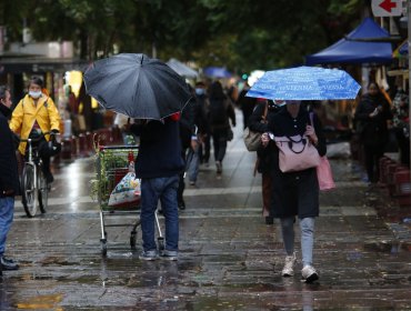 Declaran Alerta Temprana Preventiva para la región Metropolitana por "precipitaciones débiles a normales"
