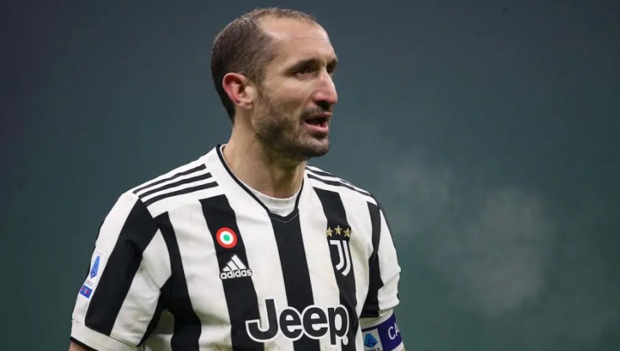 Defensa de la Roja estaría en la mira de Juventus para reemplazar al histórico Giorgio Chiellini