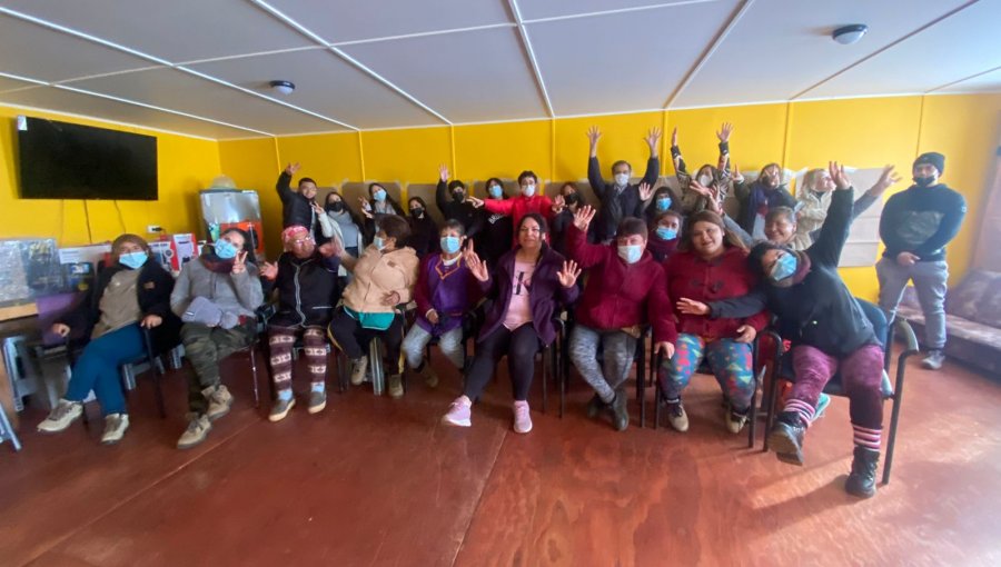 Mujeres de campamento Esperanza 2011 y Villa René Schneider de Viña obtendrán certificado de UNAB en prevención de violencia de género