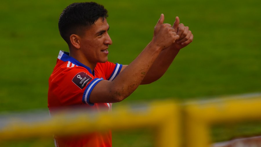 Marcelino Núñez y Gonzalo Tapia serán baja en la Roja tras dar positivo por covid-19
